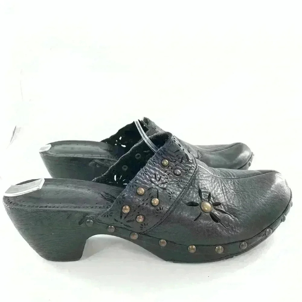 Pesaro womens clogs size 7 black leather studded floral slip on chunky mules